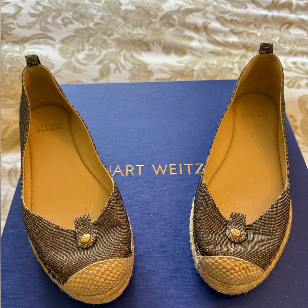 Stuart Weitzman Size 5.5 Metallic Espadrille Flat Gold/Silver